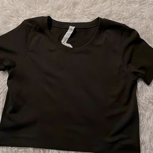 Black Lululemon Cropped Swiftly Tech